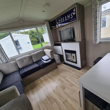 Presthaven Cozy Retreat Apartment Престатин Екстериор снимка